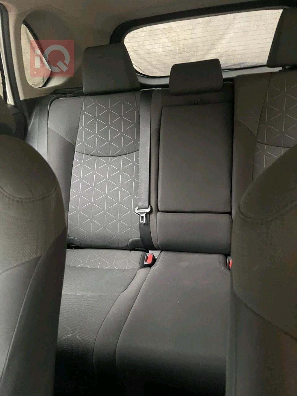 تويوتا راف 4